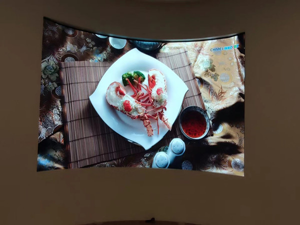 尖草坪室内P2.5弧形LED屏