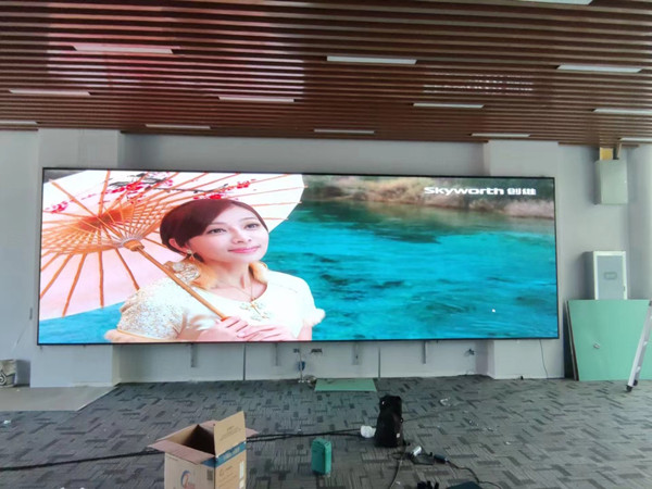 尖草坪P1.53led小间距屏安装案例